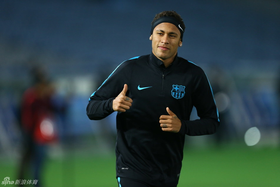 仁在现代足 仁在现代足