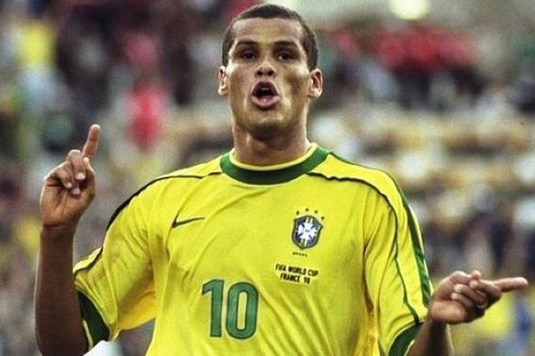 队伍战术需 队伍战术需