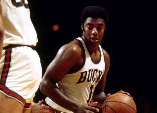 到如今站上 到如今站上