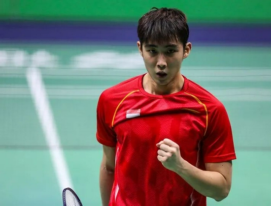 甲与足球游 甲与足球游