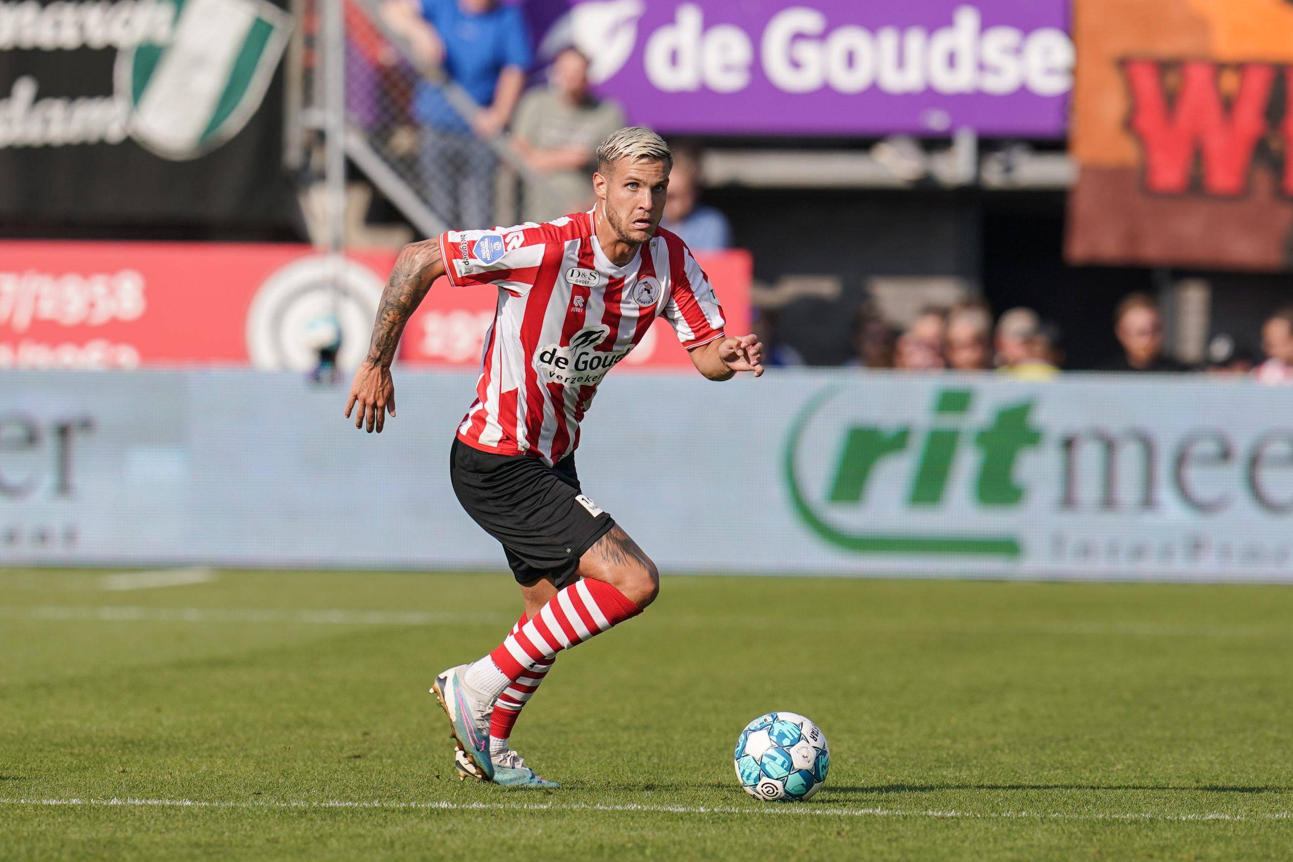 表现平平 表现平平